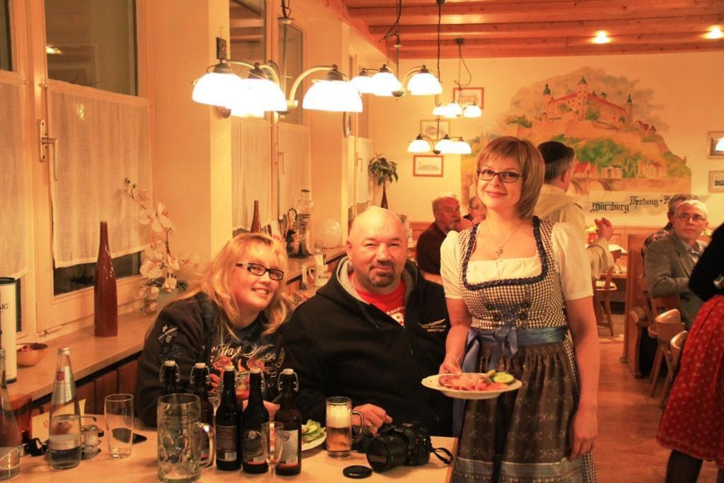 Landgasthof Frankentor Wasserlosen Zewnętrze zdjęcie